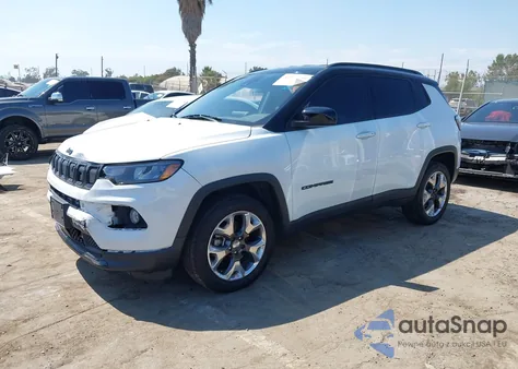 2022 Jeep Compass Altitude 4X4 из США, поврежденный, VIN 3C4NJDBB0NT171933